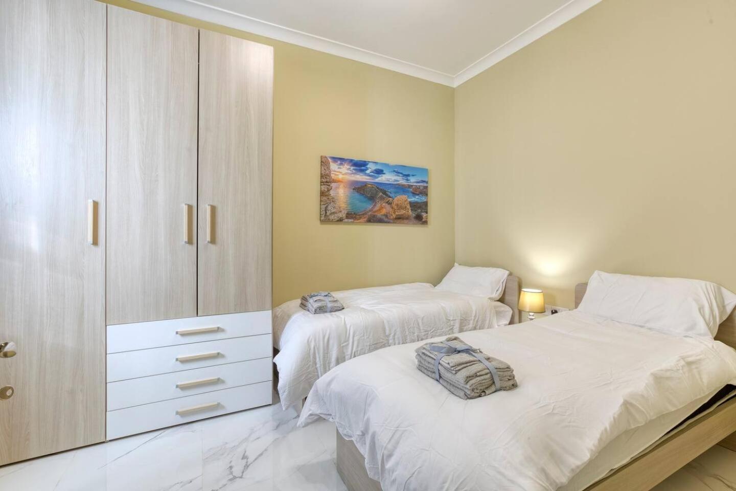 Seaview,beautiful 3br 2 Apartamento *